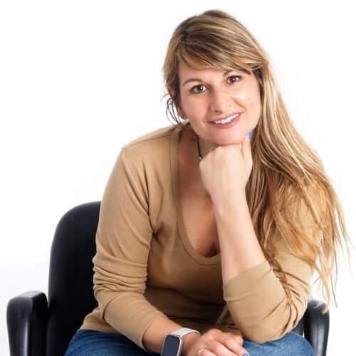 Julia Moreno - Locutores Almas Divinas