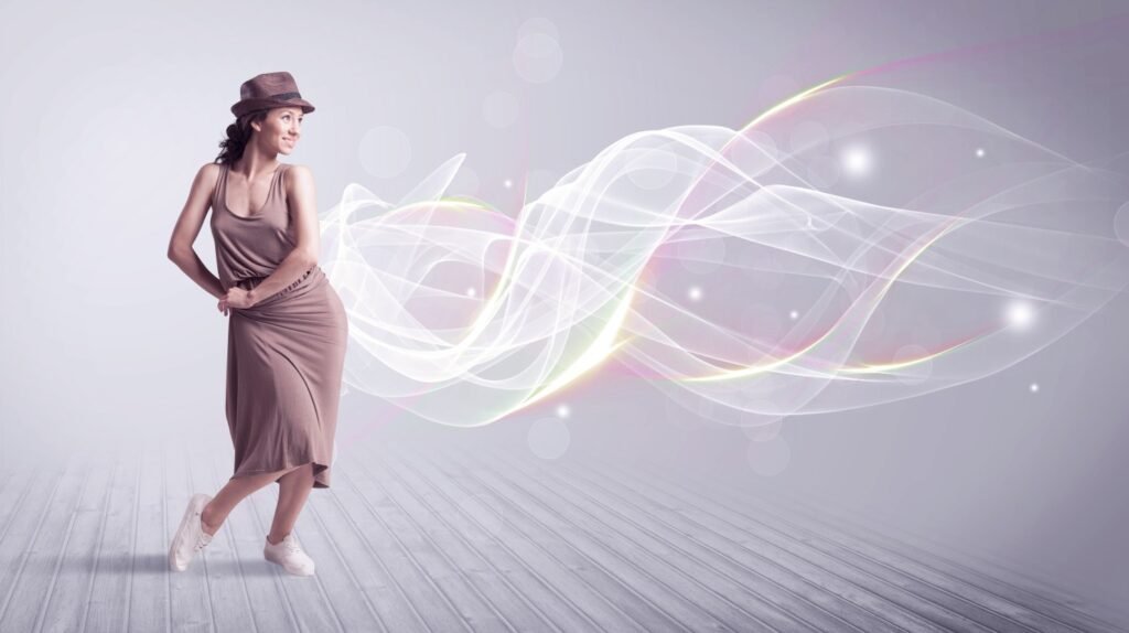 Epigenética en Menopausia. Mujer con destello de energía.